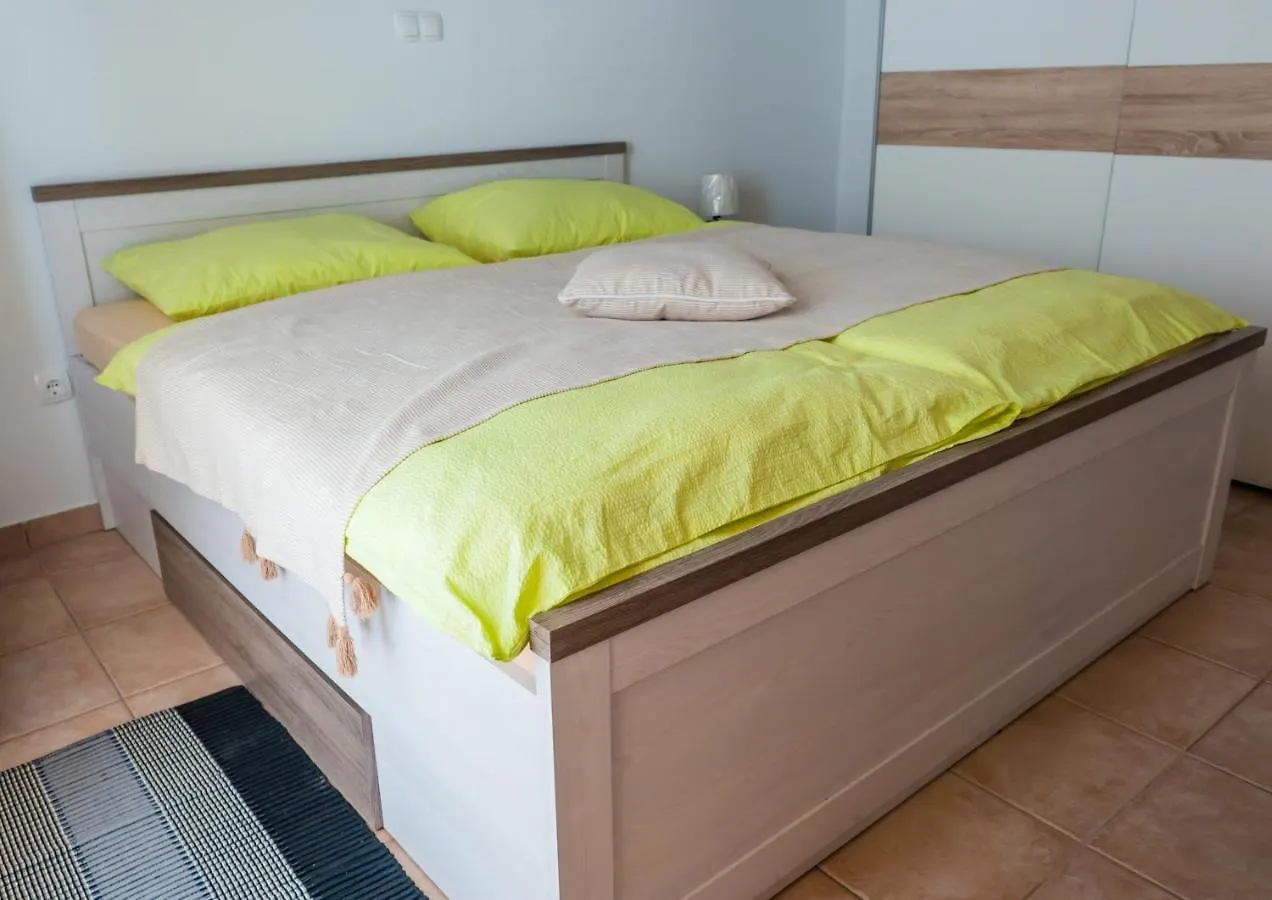 Penzion Apartment-Rooms Preka New Translation