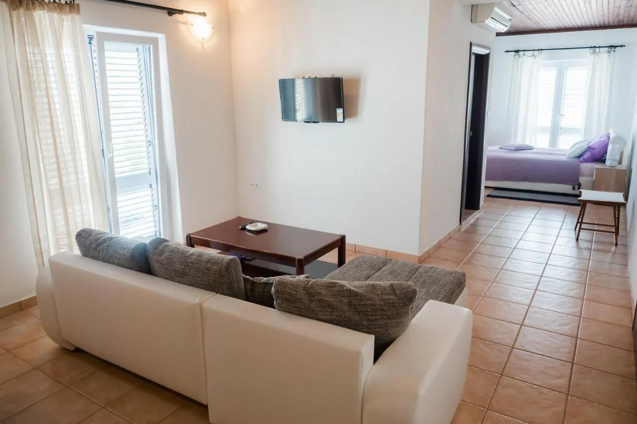 **** 招待所 Apartment-Rooms Preka Palit 克罗地亚